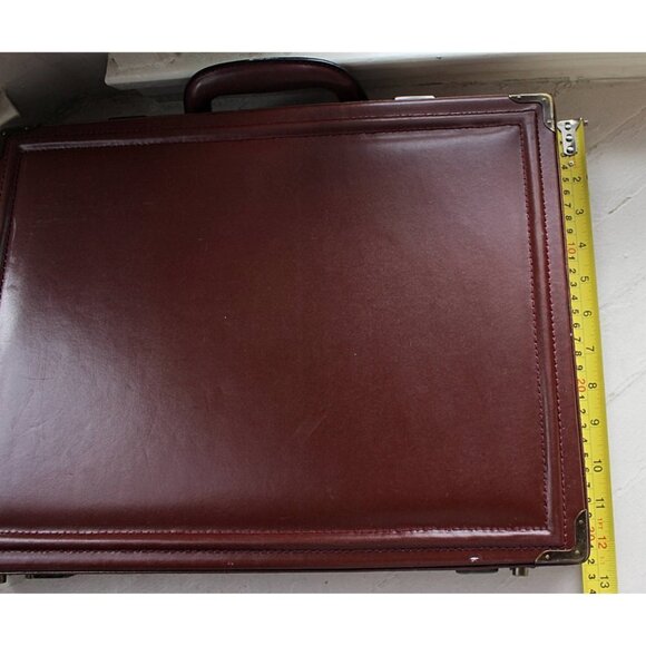 Vintage 1980s Amiet Combination Lock Briefcase in Unused Condition! - Picture 8 of 13